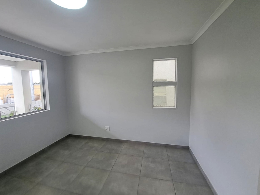 To Let 2 Bedroom Property for Rent in Ferndale Western Cape